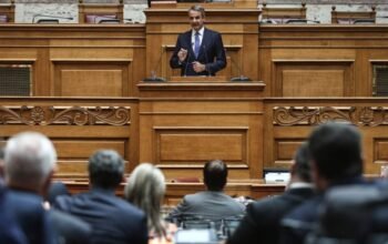 Συνεδριάζει η ΚΟ της ΝΔ: Ο Μητσοτάκης δίνει τον τόνο για τη Συνταγματική Αναθεώρηση
