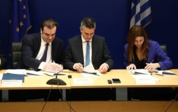 Πρόγραμμα «Μαριέττα Γιαννάκου»: Επεσαν οι υπογραφές για την ανακαίνιση ακόμη 238 σχολικών κτιρίων