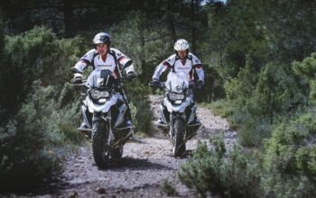 Ζαγόρι: Επιχείρηση διάσωσης 70χρονου μοτοσικλετιστή που έπεσε σε μονοπάτι και τραυματίστηκε
