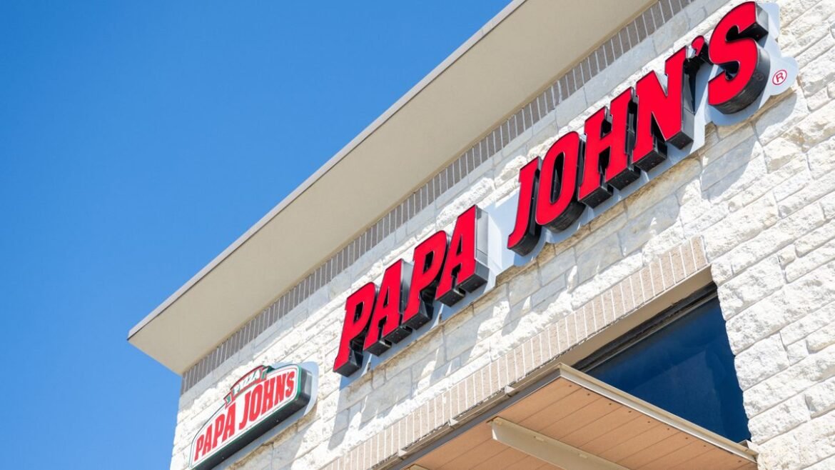 Η Papa Johns και η Wing της Google ξεκινούν παραδόσεις φαγητού με drone