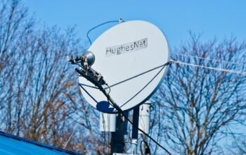 Hughesnet: Κατάρρευση συνδρομητών και φόβοι για λουκέτο υπό την πίεση του Starlink