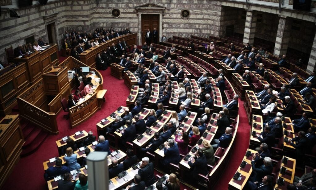 ΠΑΣΟΚ: Αίτημα για κλήση στην Επιτροπή Διαφάνειας των Τζαβέλλα και Δεμίρη
