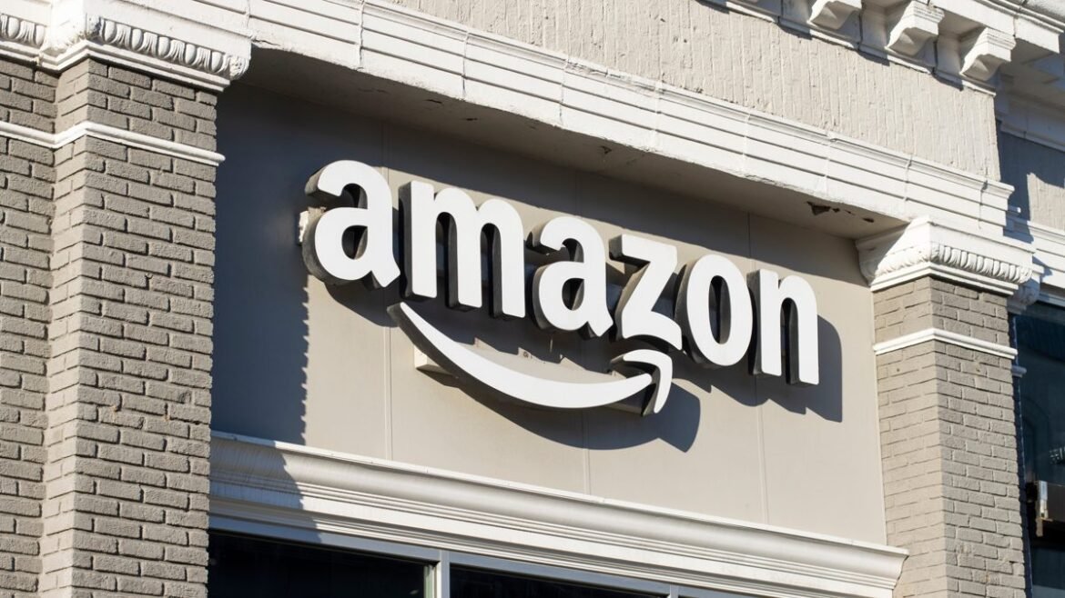 Επιστροφή του Amazon Fire Phone; Ο Panos Panay απαντά στις φήμες για τη νέα mobile συσκευή της εταιρείας