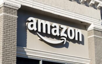 Επιστροφή του Amazon Fire Phone; Ο Panos Panay απαντά στις φήμες για τη νέα mobile συσκευή της εταιρείας