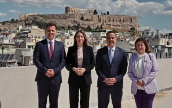 Παπασταύρου: Συμφωνία για διεύρυνση του Κάθετου Διαδρόμου με τη Βόρεια Μακεδονία και τη Σερβία