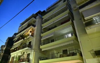 Τραγωδία στον Πειραιά: Νεκρή η 24χρονη που έπεσε από τον 7ο όροφο πολυκατοικίας στην Καλλίπολη – Προσήχθη ο
