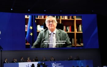 Γιούνκερ: Ο Μητσοτάκης είναι σπουδαίος πρωθυπουργός