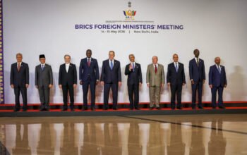 Ο πόλεμος στο Ιράν «εργαλειοποιεί» τους BRICS – Σε στάση αναμονής Κίνα και Ρωσία, καταλογίζει ευθύνες στο μπλοκ η Τεχεράνη