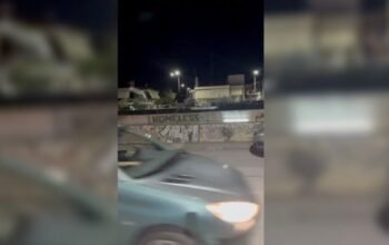 Λάρισα: Ανήλικοι πετούσαν μπουκάλια και πέτρες σε αυτοκίνητα και πεζούς