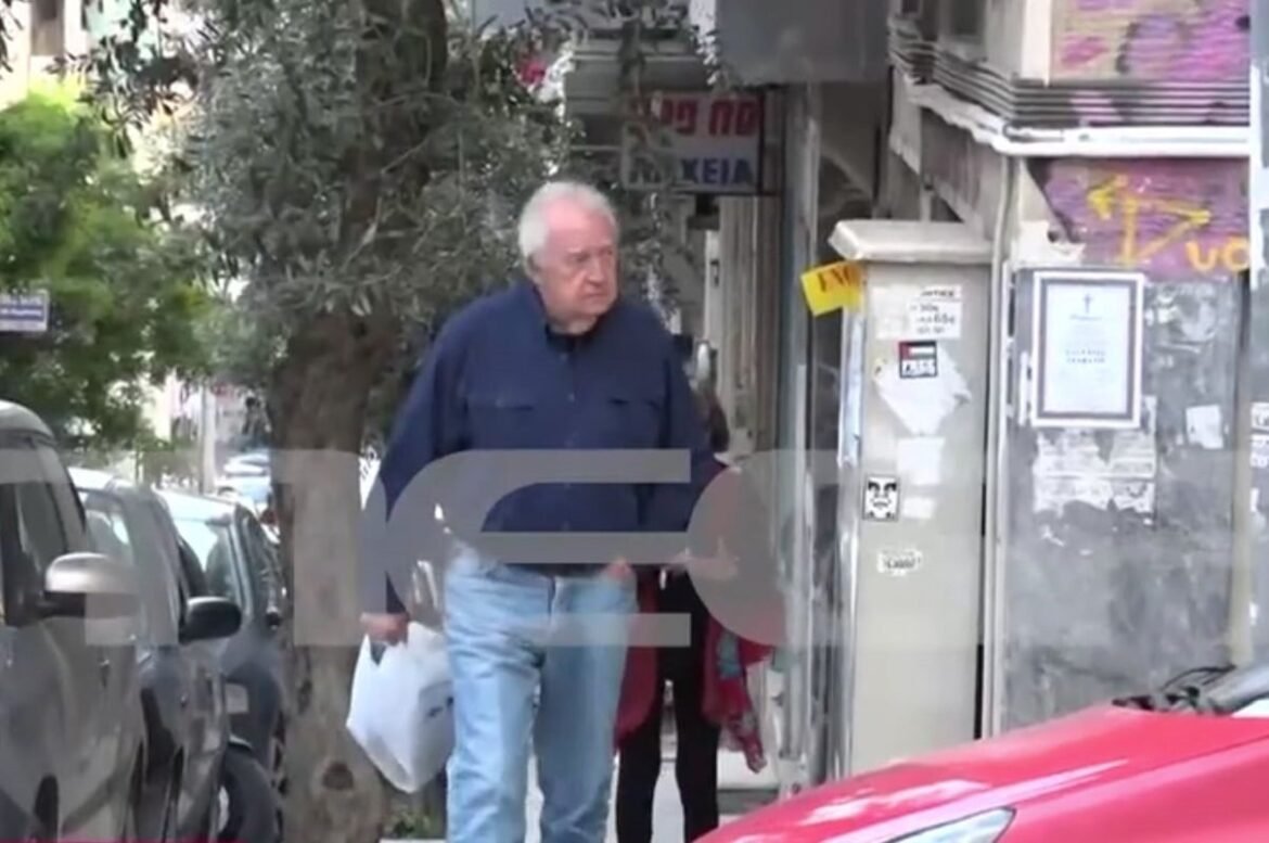 Αλέξανδρος Γιωτόπουλος: Οι πρώτες εικόνες του «Λάμπρου» της 17 Νοέμβρη μετά την αποφυλάκισή του 