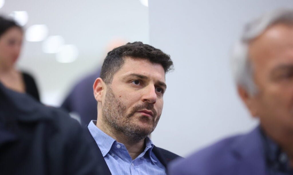 Παραιτήθηκε και ο Τεμπονέρας από τον ΣΥΡΙΖΑ