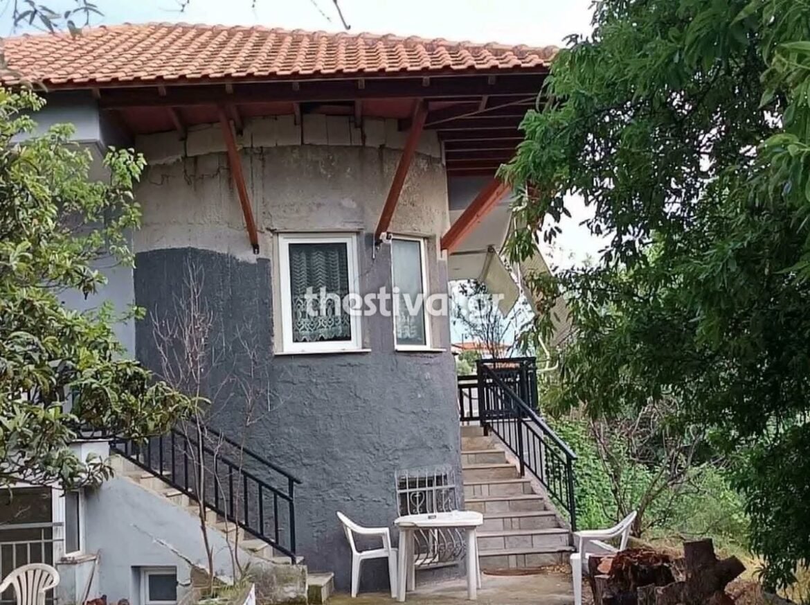Θεσσαλονίκη: Σκότωσε τον πατέρα του με κατσαβίδι και μετά κοιμήθηκε – Νέα στοιχεία για τη δολοφονία του 67χρονου