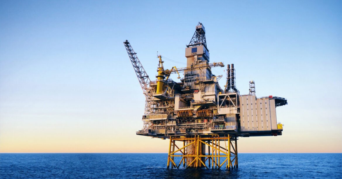 ΥΠΕΝ: Στο Block 2 το κέντρο βάρους της κοινοπραξίας ExxonMobil – HELLENiQ ENERGY αντί για το Block «Δυτικά της Κρήτης»