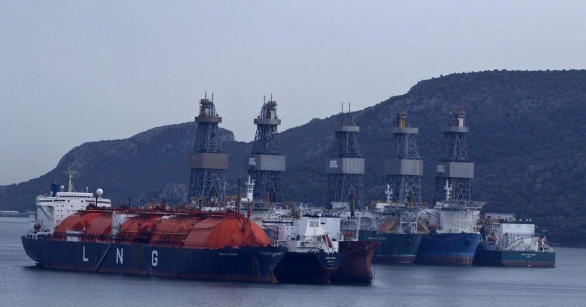 Η ελληνική ναυτιλία ελέγχει το 19,1% του παγκόσμιου στόλου – Επενδύσεις 60 δισ. δολαρίων από τους Έλληνες εφοπλιστές