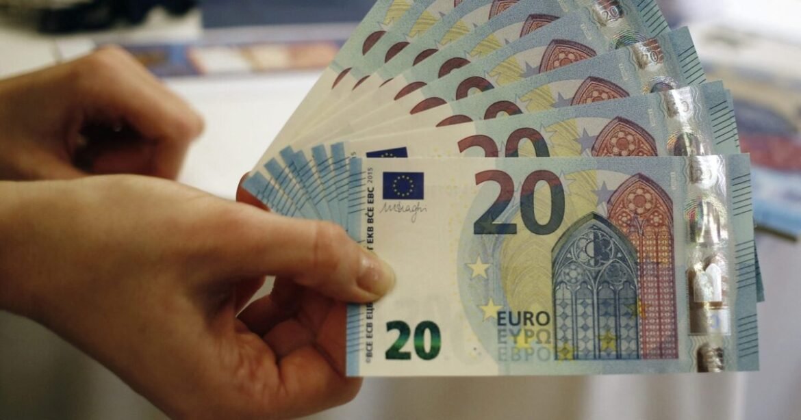 e-ΕΦΚΑ: Επιστροφή εισφορών ύψους 433.000 ευρώ σε επαγγελματίες