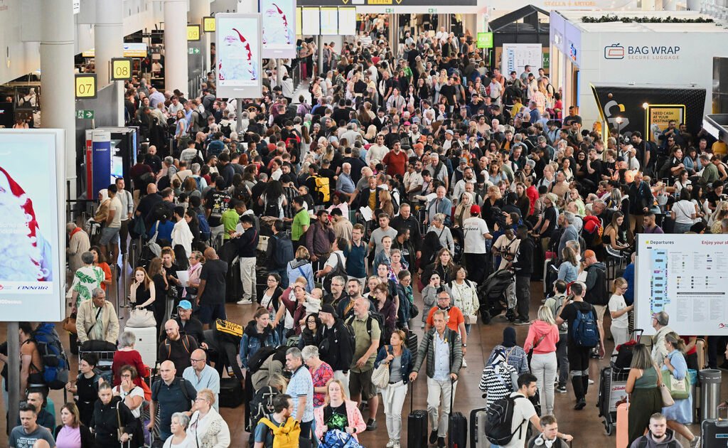 Νέα ταλαιπωρία στα αεροδρόμια της Ευρώπης: Σύσταση για άφιξη 3 ώρες πριν την πτήση