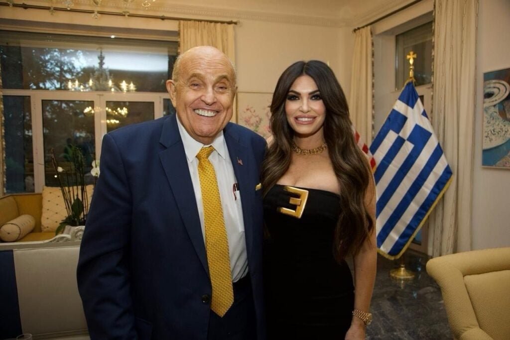 Ο Ρούντολφ Τζουλιάνι στην Αθήνα – Το δείπνο με την Κίμπερλι Γκιλφόιλ