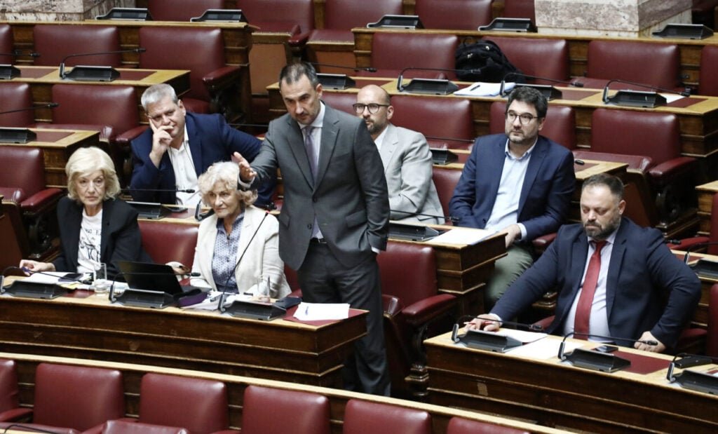 Διαλύεται η ΚΟ της Νέας Αριστεράς: Ποιοι βουλευτές της ανεξαρτητοποιούνται