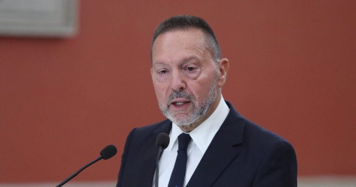 Στουρνάρας: Η ακριβή στέγη επιτείνει το δημογραφικό πρόβλημα στην Ελλάδα – Το μείγμα των λύσεων