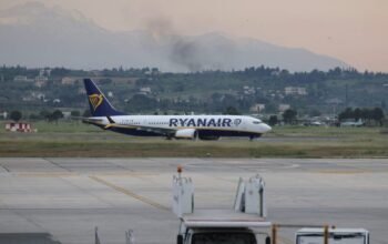 Ryanair κατά Fraport Greece με αφορμή τα τέλη στο αεροδρόμιο Καλαμάτας