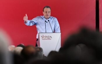 Φάμελλος: Να βρεθούμε δίπλα, όχι απέναντι στον Αλέξη Τσίπρα