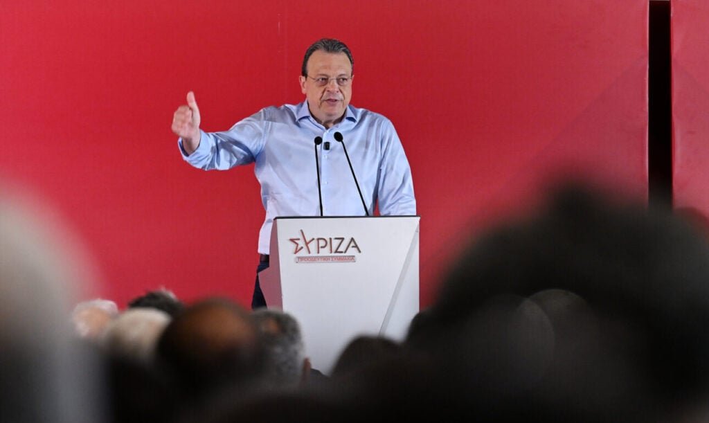 Φάμελλος: Να βρεθούμε δίπλα, όχι απέναντι στον Αλέξη Τσίπρα