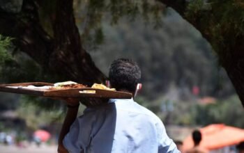 Αγορά εργασίας: Υψηλή παραβατικότητα παρά την αύξηση της απασχόλησης το 2025