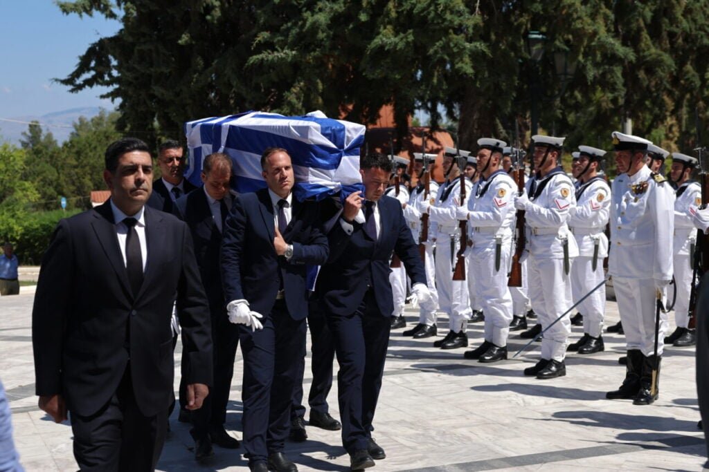 Στην κηδεία Σουφλιά ο Πρωθυπουργός