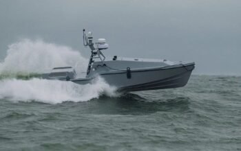 Κατάρριψη Apache από το Ιράν: Πώς έγινε η πρώτη επιχείρηση διάσωσης με αυτόνομο drone-σκάφος