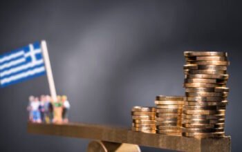 Το ελληνικό δημόσιο βγαίνει σήμερα στις αγορές με επανέκδοση 10ετούς ομολόγου