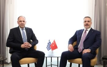 Τετ α τετ Γεραπετρίτη-Φιντάν στη Σόφια στη σκιά του «νόμου» για τη «Γαλάζια Πατρίδα»