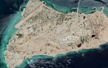 Χαργκ: Το μικρό νησί που στηρίζει την οικονομία του Ιράν – Γιατί το θέλει ο Τραμπ