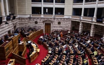 Αντιπαράθεση στη Βουλή για τη θέση Μόνιμου Υπηρεσιακού Υφυπουργού Εξωτερικών