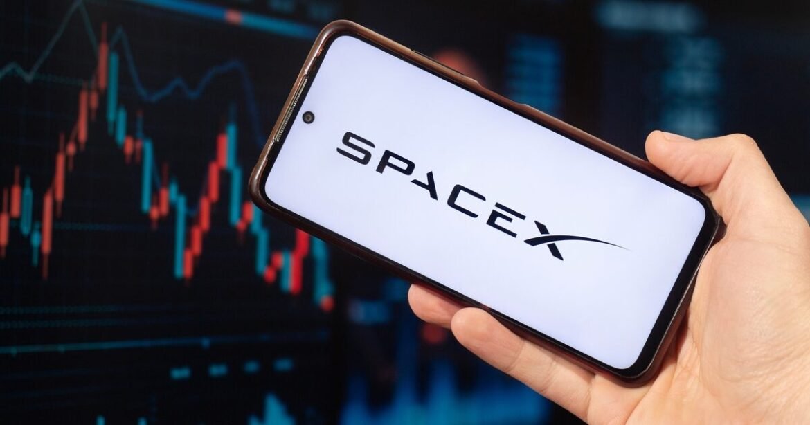 H SpaceX του Μασκ γράφει ιστορία – Στα 1,8 τρισ. δολάρια η αποτίμηση της εταιρείας