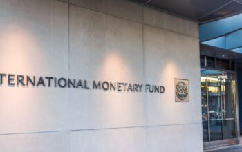 Καμπανάκι από το ΔΝΤ για την ανάπτυξη στην ΕΕ – Υψηλότερος πληθωρισμός εν μέσω ενεργειακού σοκ