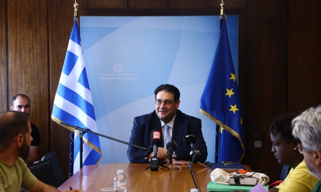 Λιβάνιος για Αυτοδιοίκηση: Τι αλλάζει σε εκλογές, φόρους, προσλήψεις και ελέγχους