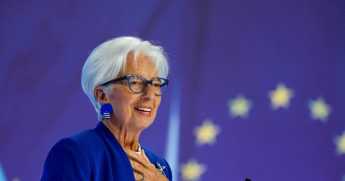 Η Λαγκάρντ προειδοποιεί για κινδύνους στην ανάπτυξη και ανοδικές πιέσεις στον πληθωρισμό