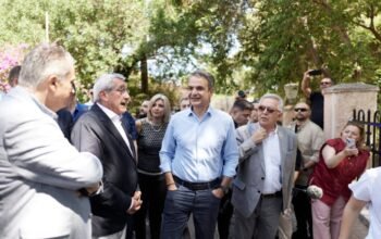 Στη Ρόδο ο Μητσοτάκης: «Πράσινο φως» για την αξιοποίηση του Παλιού Νοσοκομείου