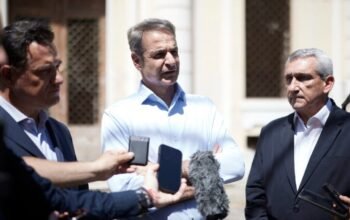 Μητσοτάκης από Ρόδο: Η ΝΔ η μόνη δύναμη που μπορεί να εγγυηθεί σταθερότητα