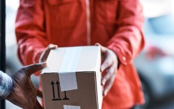 ΕΕ: Αντίστροφη μέτρηση για το ειδικό τέλος 3 ευρώ στα μικροδέματα από την Κίνα