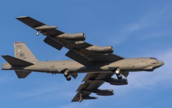 Συνετρίβη βομβαρδιστικό B-52 στην Καλιφόρνια (Βίντεο)