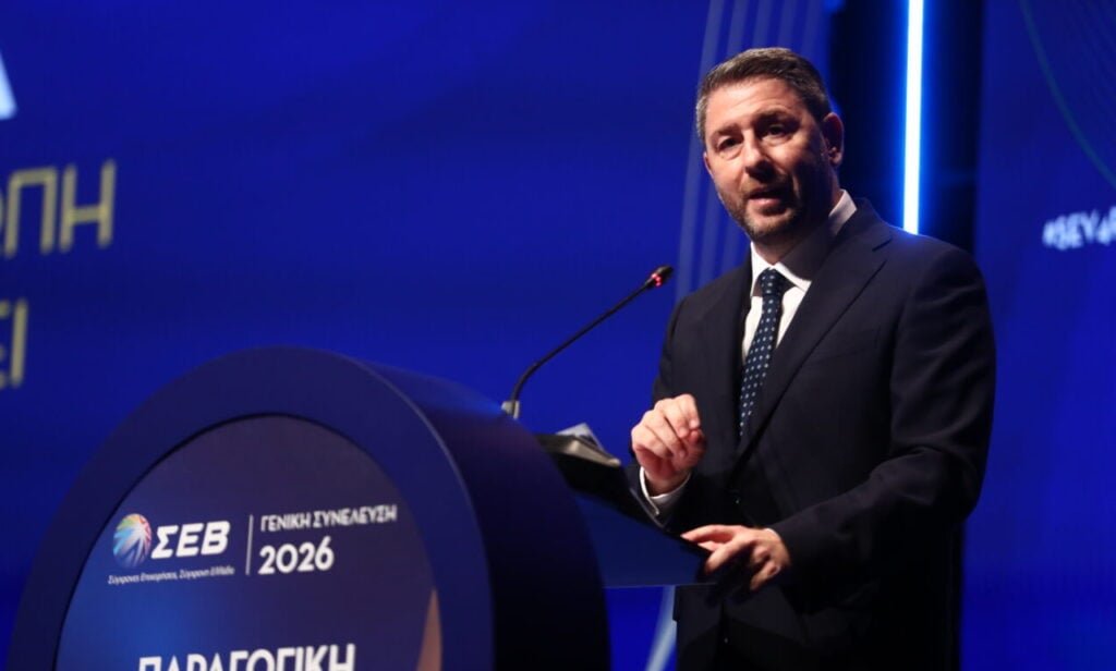 Ανδρουλάκης: Από το βήμα του ΣΕΒ επανέφερε την πρόταση για τετραήμερη εργασία