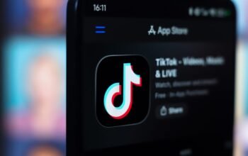 Νέα δικαστική μάχη για το TikTok: Η Φλόριντα καταθέτει αγωγή για την ασφάλεια των παιδιών και την παράνομη εγγραφή ανηλίκων