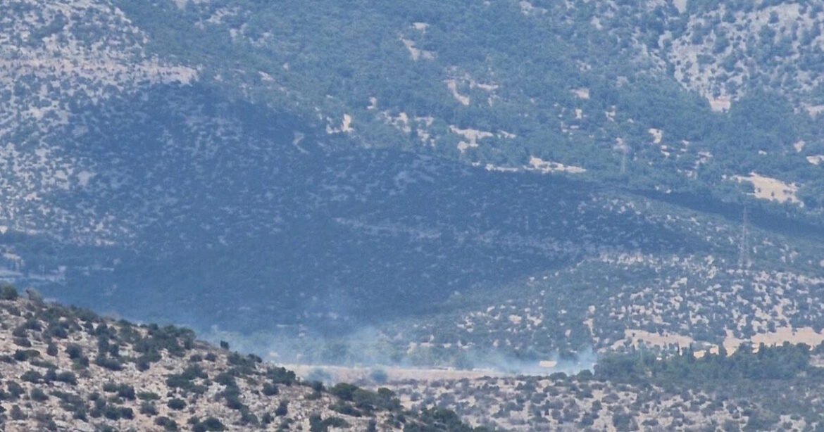 Φωτιά στο Κορωπί: Καίει σε αγροτοδασική έκταση