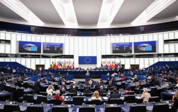 «Ψετοπατριώτες στο ΕΚ, όταν έρχεται η ώρα να μετρηθούν με την Ιστορία, είτε απέχουν είτε καταψηφίζουν»