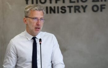 Σκέρτσος κατά αντιπολίτευσης για το posokanei.gov.gr: «Παίζει το παιχνίδι όσων δεν θέλουν διαφάνεια»