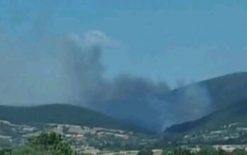 Φωτιά στη Ροδόπη: Καίει αγροτοδασική έκταση στην Παλαιά Κρωβύλη, σηκώθηκαν 5 αεροσκάφη