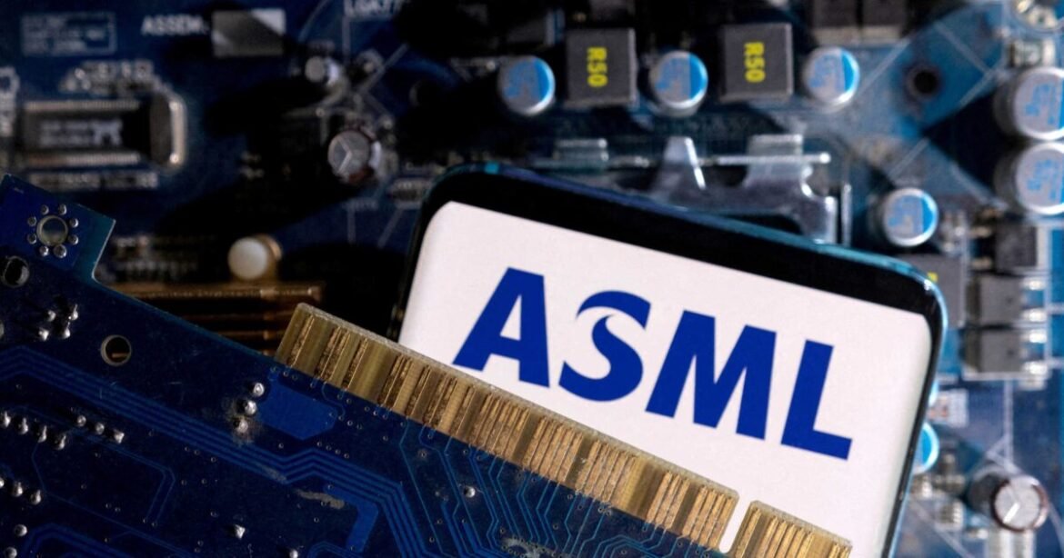 ΗΠΑ: Πιέσεις στην ASML για πιθανή παραβίαση των περιορισμών εξαγωγών προς την Κίνα
