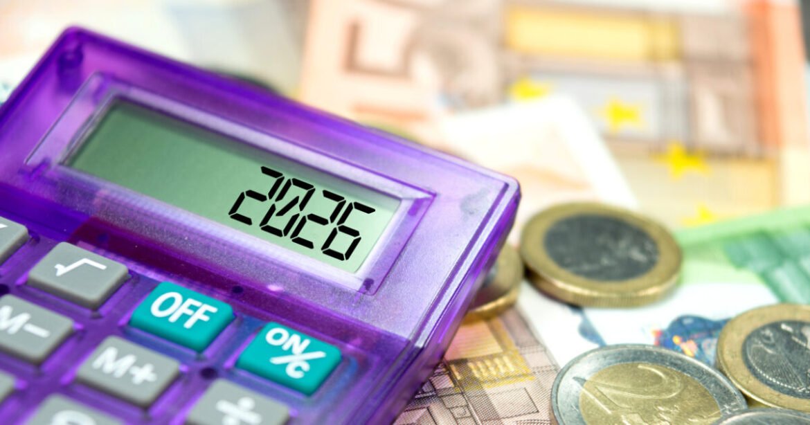 Φρένο στον πληθωρισμό με παρεμβάσεις σε 3 μέτωπα: Ακρίβεια, μέτρα για συνεπείς οφειλέτες και μειώσεις φόρων