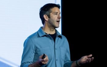Apple: Έρχεται ριζικός ανασχεδιασμός στις συσκευές υπό την ηγεσία του νέου CEO, John Ternus